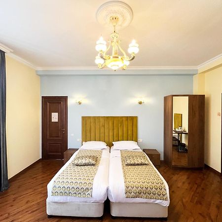 Phazisi Hotel 第比利斯 外观 照片